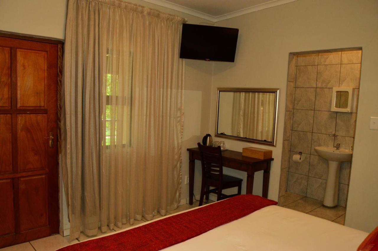 Crystal Rose Lodge & Spa Krugersdorp Luaran gambar