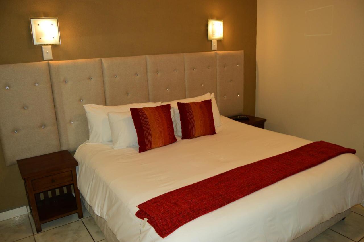 Crystal Rose Lodge & Spa Krugersdorp Luaran gambar