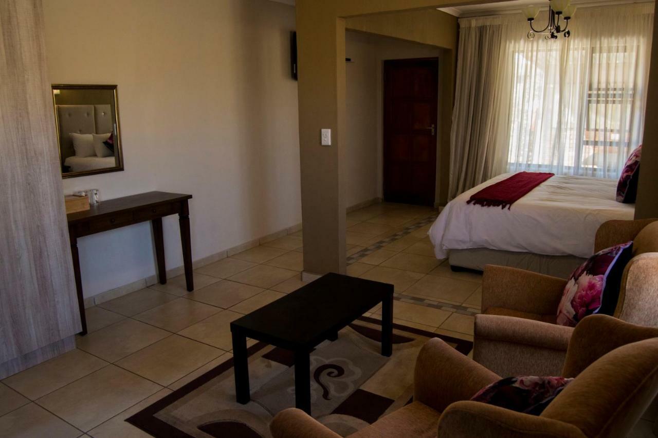 Crystal Rose Lodge & Spa Krugersdorp Luaran gambar